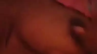 Sexy Desi Girl Showing Her Boobs and Pussy Part