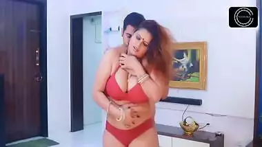 Peeping Tom – Sexy Hindi Movies – Episode 3