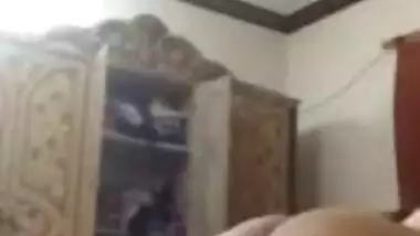 MY BEAUTIFUL MUSLIM FRIENDS WIFE TEASES 