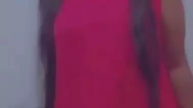 Sexy Desi Hot Girl Showing Her Sexy Ass Part 4