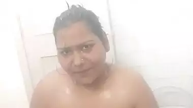 Horny Desi Bhabhi bathing and enjoy with Dildo