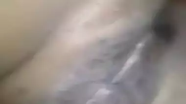 Bangladeshi Girl Showing Boob and Fingering 2 Clips Part 2