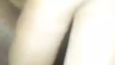 College Desi XXX girl showing her sweet pink pussy on camera