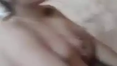 Desi horny girl riding bf