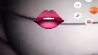 Bhabhi Showing Her boobs and Pussy On Video Call