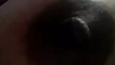 Desi mami showing big boobs