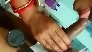 Doctor examining patient and fucking mouth and pussy