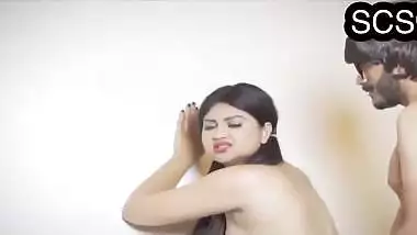 Indian Women And Desi Indian - Hot N Sexy Desi Having Sex