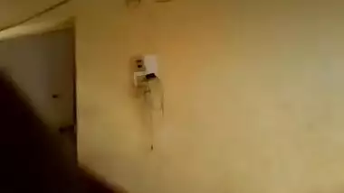 Desi cute bhabi suck her devar dick