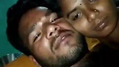 Local bhabhi Village sex scandal