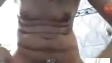 Desi gf Shaving Pussy In Video Call