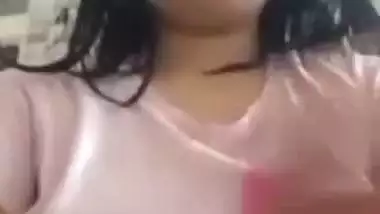 Desi mms new video call chat of topless viral girl