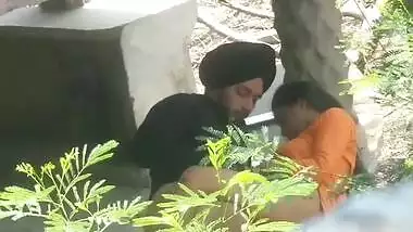 Girlfriend fucked outdoors Punjabi sex