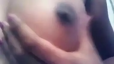 XXX desire makes Indian sweet thing touch sexy titties on webcam