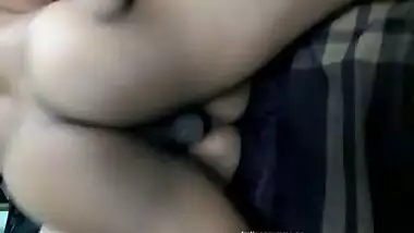Newly married Gujarati bhabhi’s Indian porn mms scandal