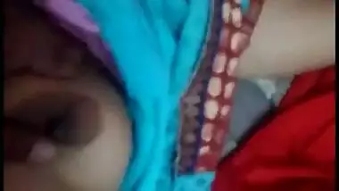 Playing with mature bhabi before fucking