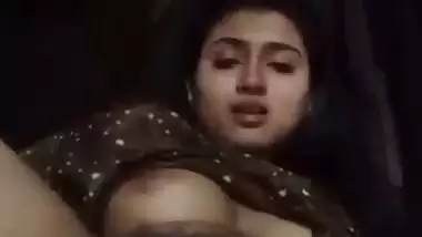 Kerala girl fucks her pussy with a bottle in mallu sex MMS