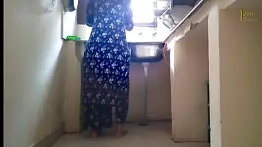 Hot Bengali Maid Fucked By Lonely Husband In The Kitchen
