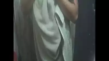 Big Melons Bhabi Bathing Nude
