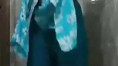 Indian-Horny-Girl-Showing-Big-Boobs-and-Pussy-in-Bathroom-310×205