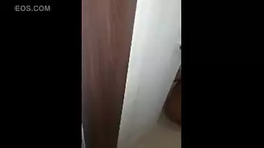 Teen Ranchi girl taking shower mms clip