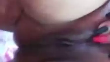 New Chamet video of desi girl in nighty showing nude figure