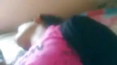 Desi lover smooching and boobs sucking