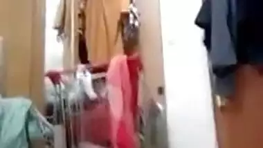 Famous Delhi Bhabhi Sex With Her Husband’s Friend