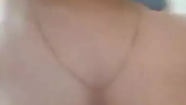 Sexy Desi Girl Showing her Boobs and ass
