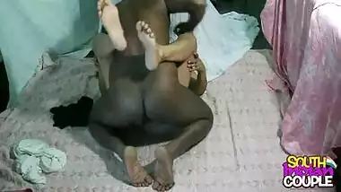 Indian Couple Sex Swathi Bhabhi & Ranganathan - SouthIndianCouple.com