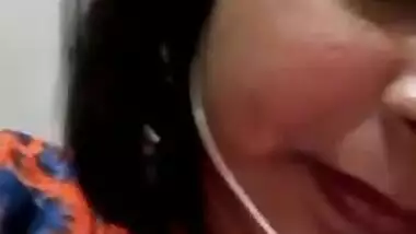 Desi beautiful girl video call fucking with lover-1
