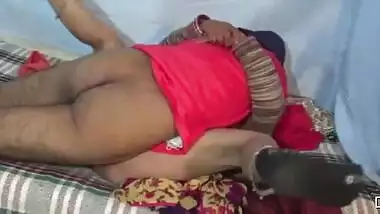 Indian wife pussy fingering by husband and hard fucked