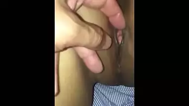 Fingering a horny teen beauty - Closeup