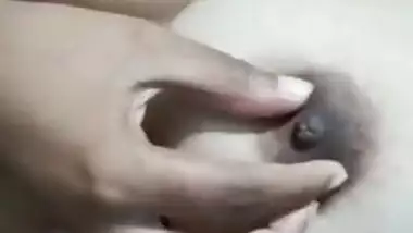 Desi Girl Playing With Her boobs