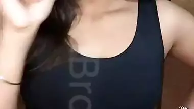 Sexy Indian Model Pihu Shows Her Boobs And Ass