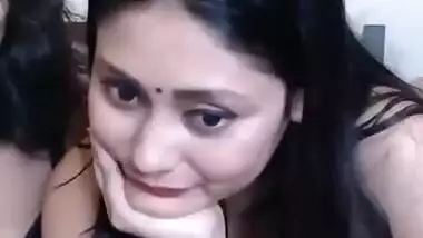 Hot Bhabhi webcam show with her daughter
