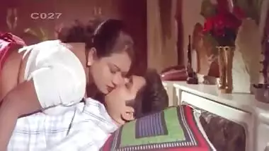 South Tamil Romantic Spicy Scenes Telugu...