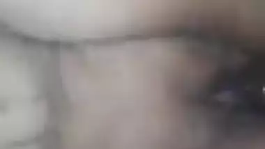 Milf fucking orange condom
