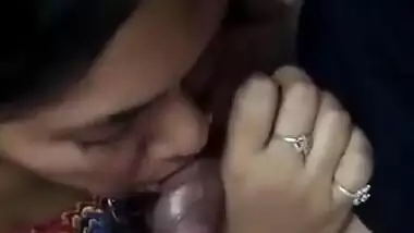 Devr Sitting in chir Bhabhi suking his dik soo nice