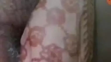 Today Exclusive- Horny Boudi Masturbating