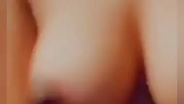 Desi girl feeling shy to show her naked pussy