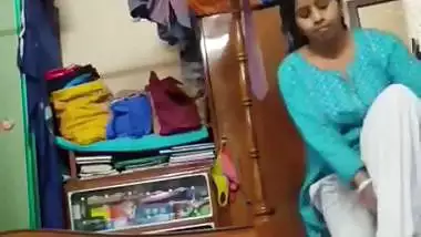Bhabhi changing clothes vira videos uploaded online