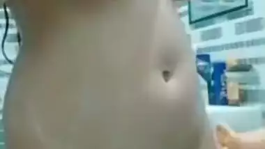 Today Exclusive- Sexy Desi Girl Showing Her Nude Body And Play With Dildo