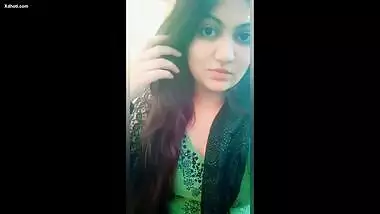 Beautiful Indian Chubby GIRL 2New Clip Update