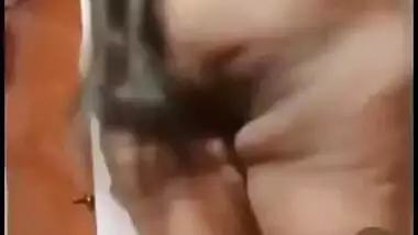 Sexy long-haired Desi mature displaying her nude XXX curves on cam