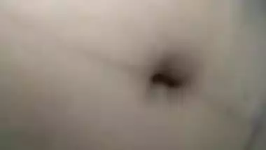 Desi Girl Showing And Fingering 3Clip