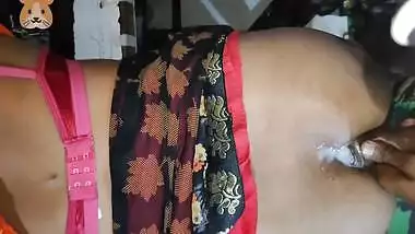 Indian- Bhabhi Silayi Kr Rahi Bhabhi Ko Hard Anal Sex