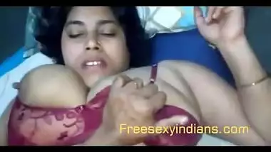 Indian porn clips of fat bhabhi screwed by devar