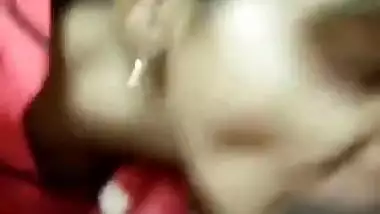 Mallu sex video of a young bhabhi giving an amazing blowjob