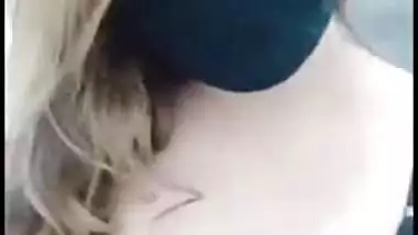 Stunning Desi bitch exposes XXX curves to tease a client on demand
